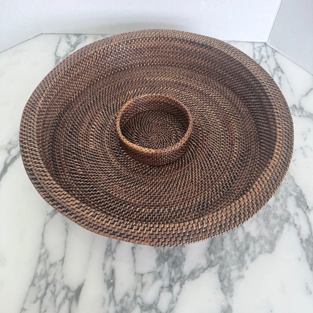 Woven Rattan Chip and Dip Serving Tray Brown Boho Round Wicker Platter 15.5 inch